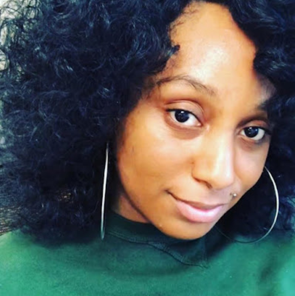 Meet your Posher, Kayla